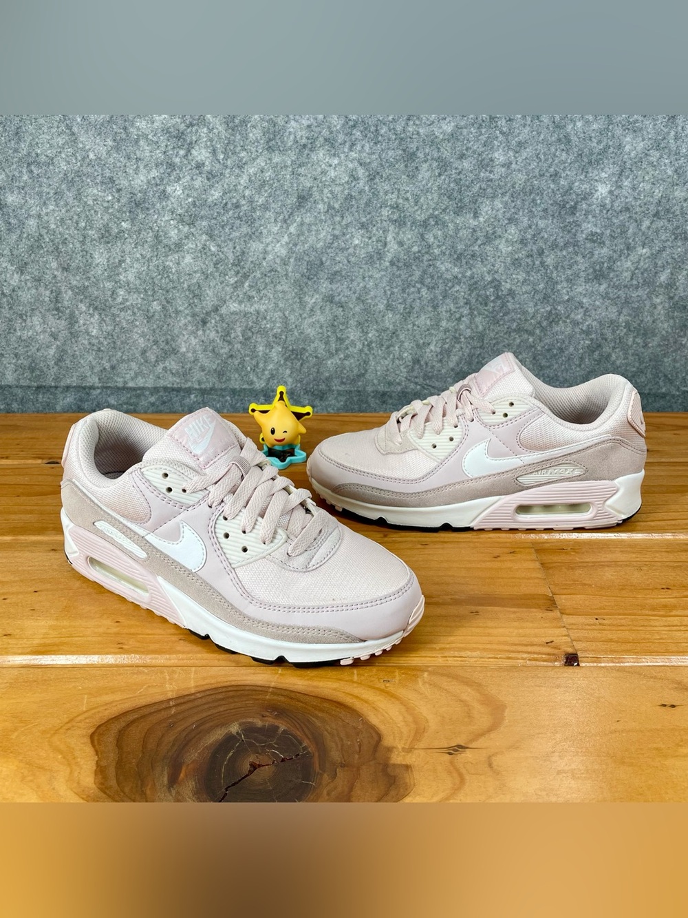 Nike Air Max 90 Womens Size 8.5 Barely Rose Pink White Sneakers Shoes CZ6221-600